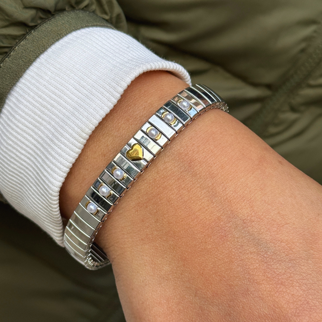 Pearl & Heart Stretchable Bangle