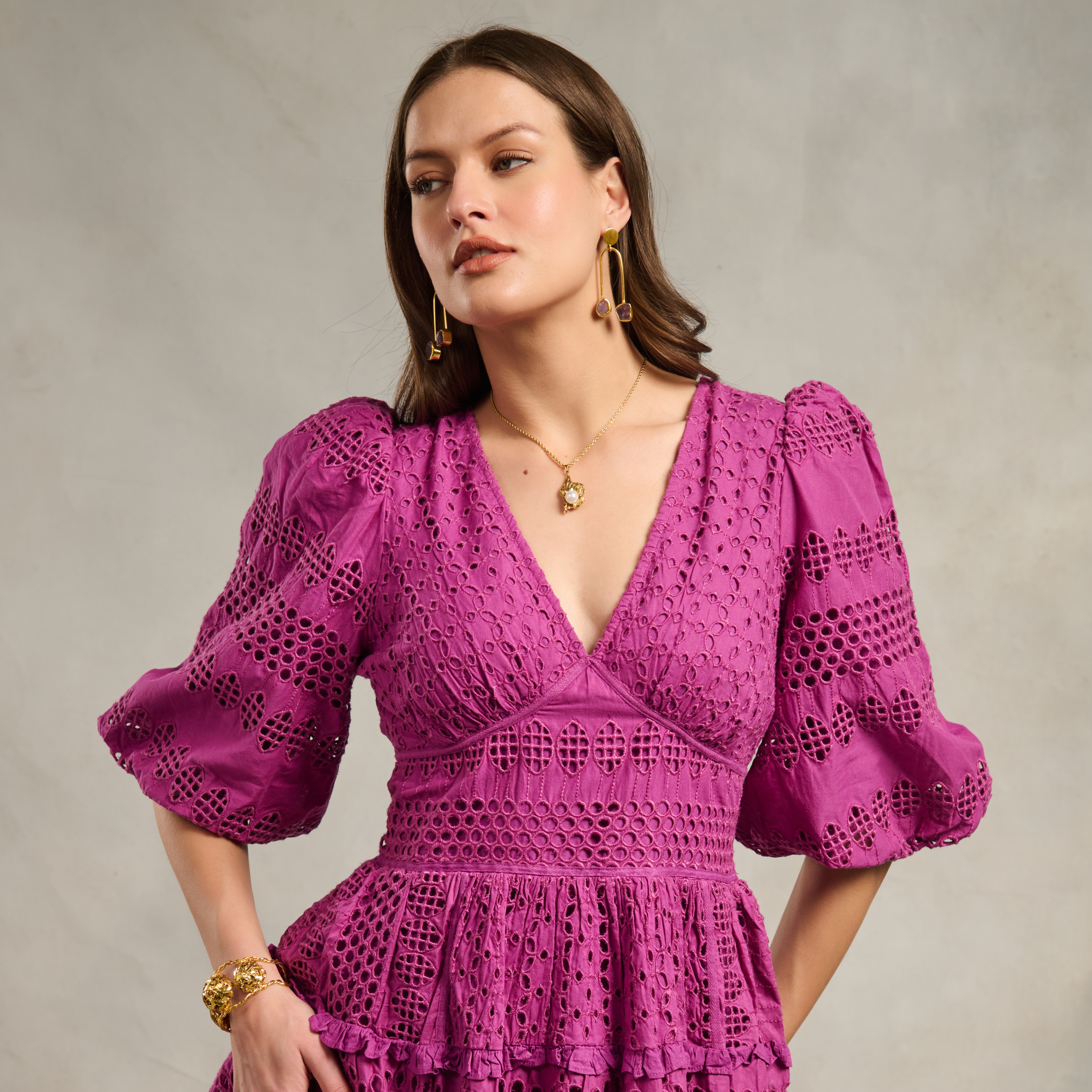 Flower Pearl Pendant with Chain