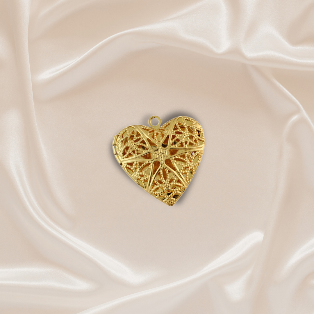 Story Charm - Open Textured Heart