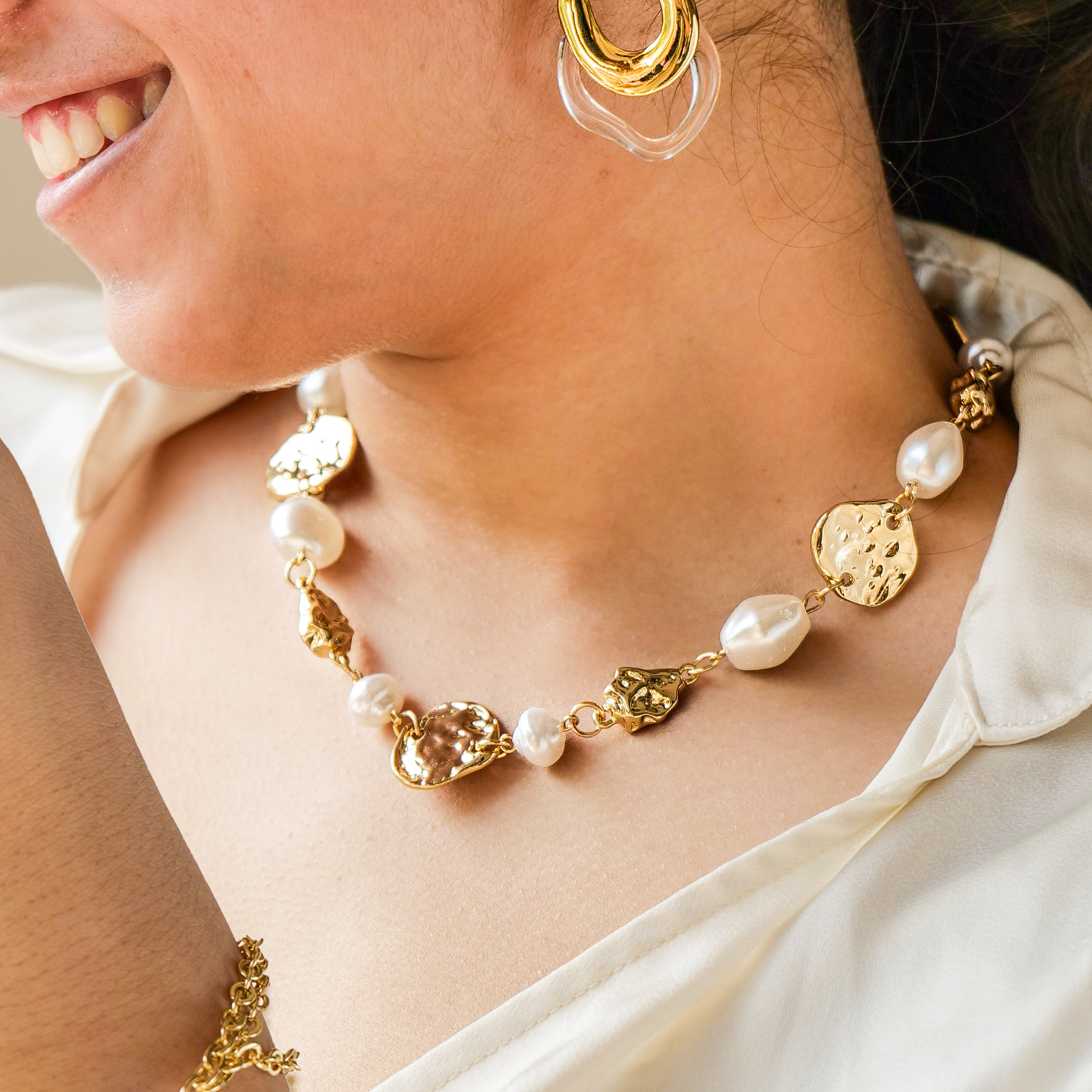 Pearl & Hammered Gold Disc Necklace