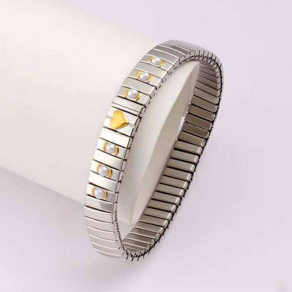 Pearl & Heart Stretchable Bangle