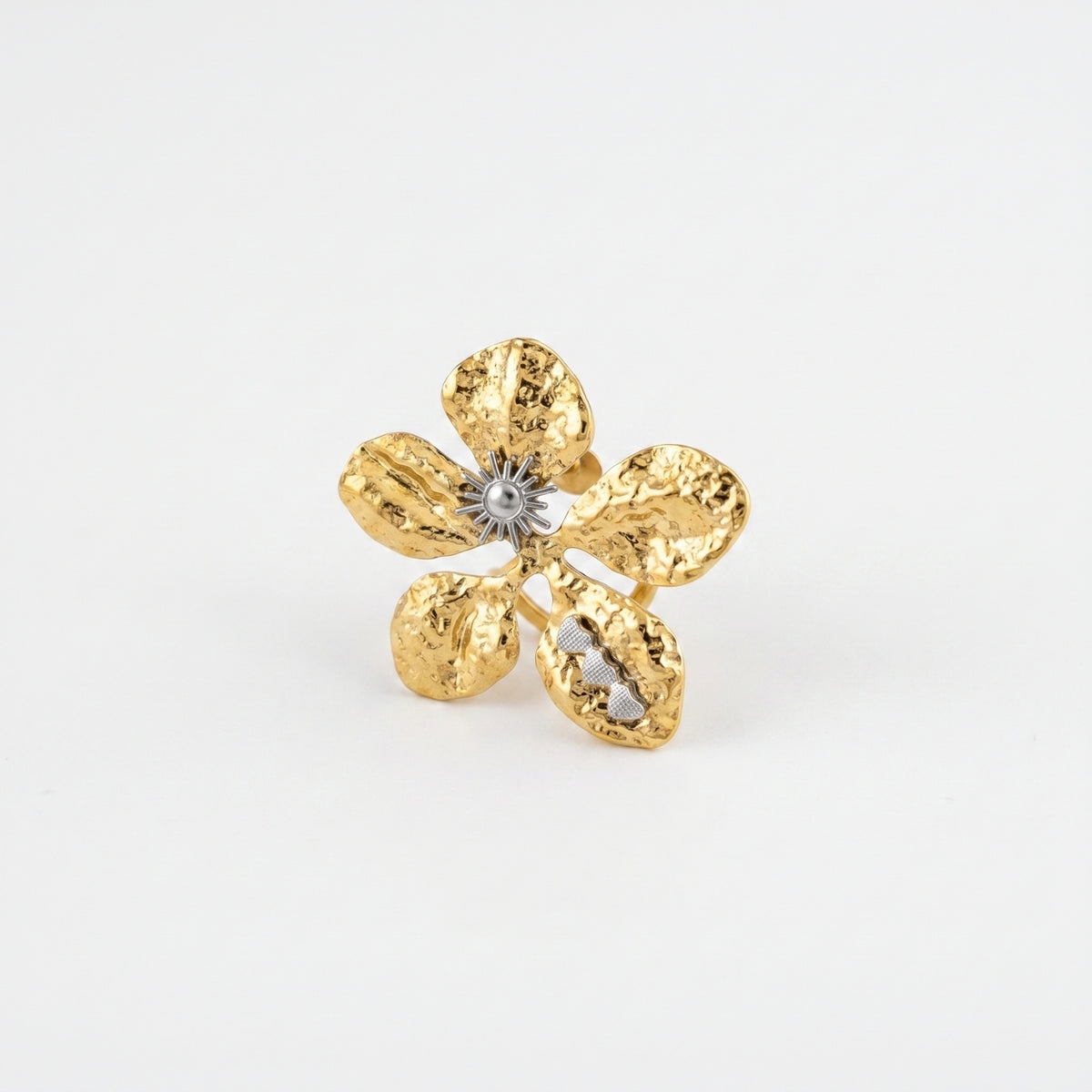 The Botanica Ring ring by Nashira, shown close up