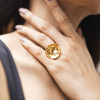 Hammered Disc with Pearl Adjustable Ring