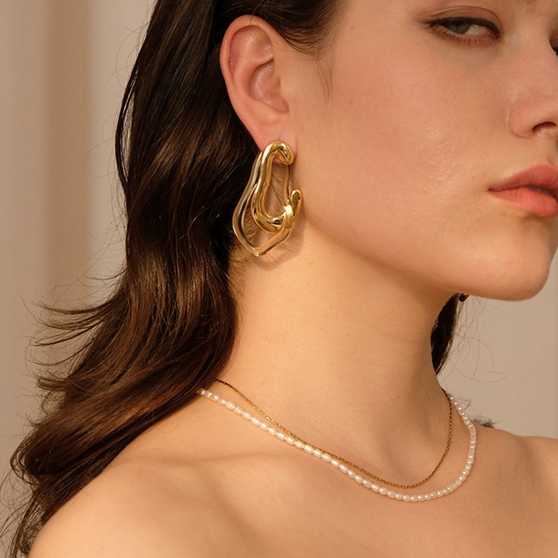 Heze Resin Gold Earrings