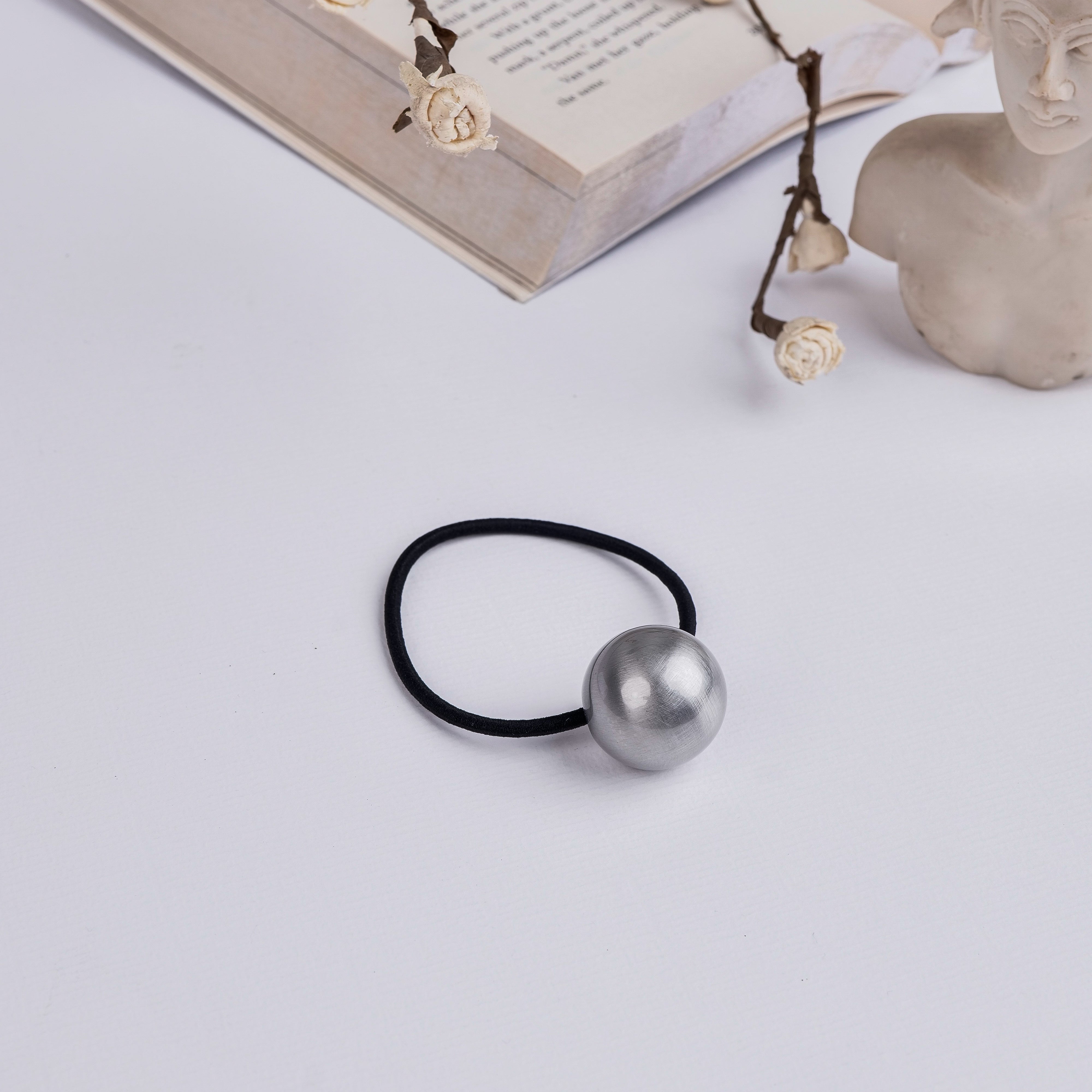 Metallic Globe Hair Tie - Silver