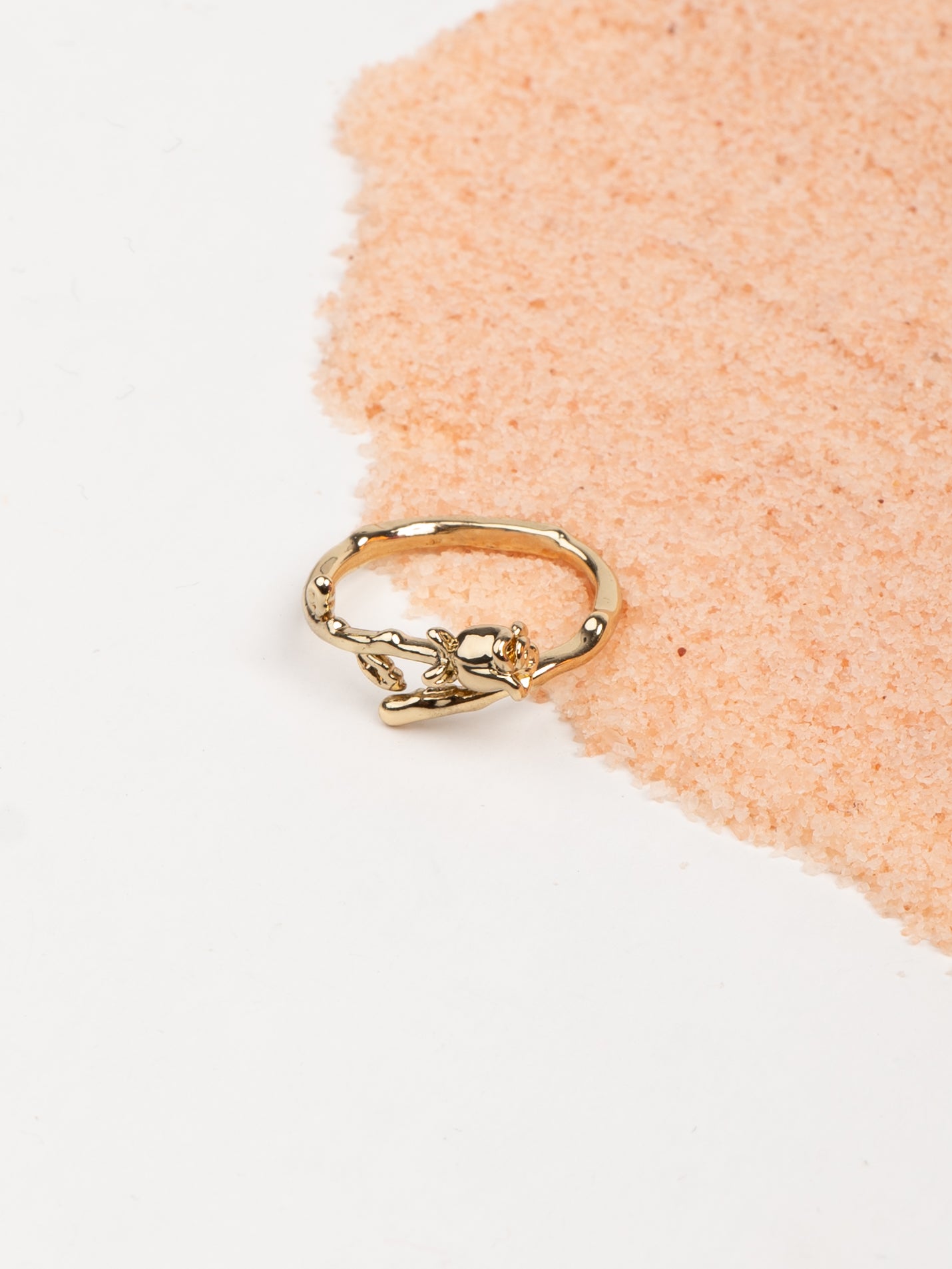 Zeta Uno Rose Ring