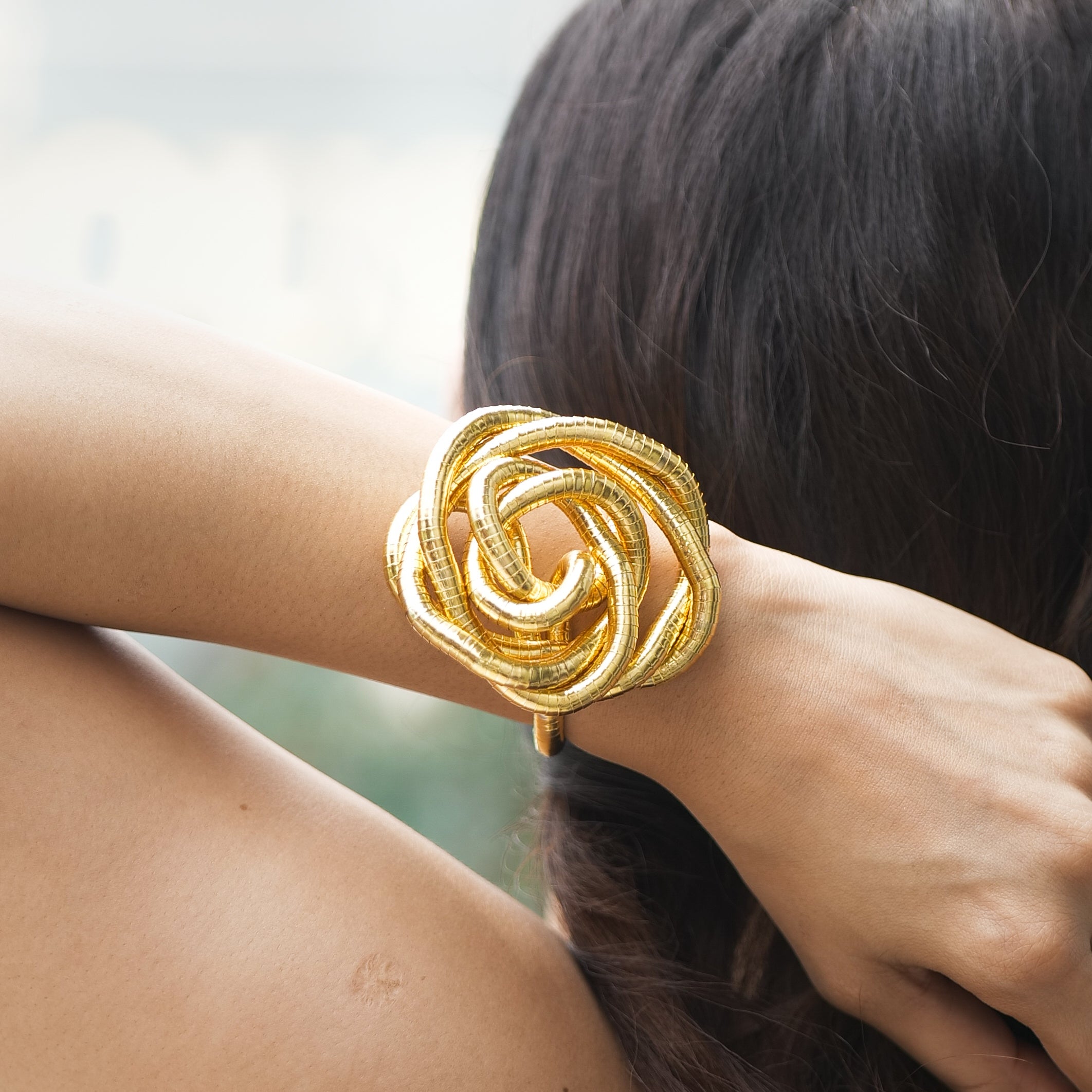 Vega Bendable Snake Necklace - Golden Hour Gold