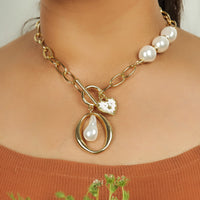 Pearl in Oval Hearty Necklace - Stainless Steel necklace by Nashira